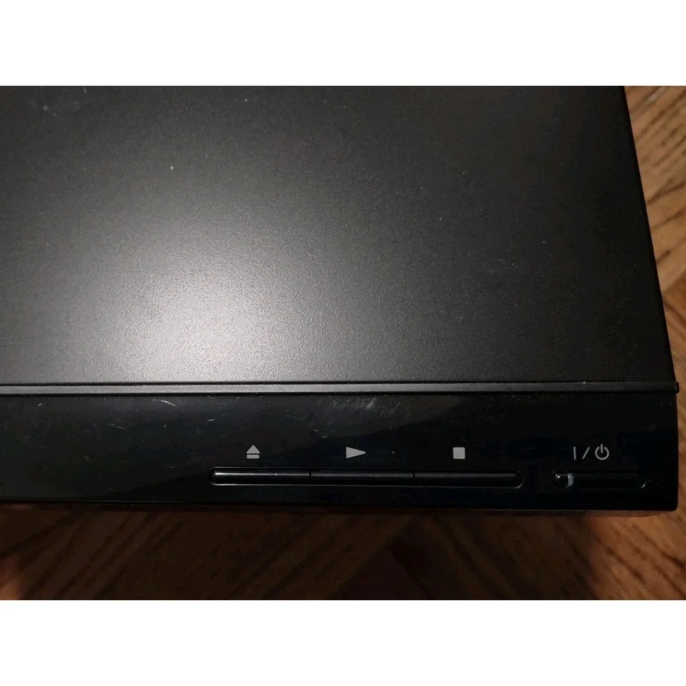 Sony DVP-SR210P Ultra Slim CD/DVD Player - Powers On / Ejects Includes Manual